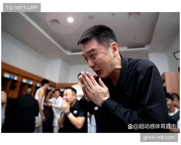 联赛收官之战激战正酣,各队全力冲刺争夺最终荣耀 联赛收官之战激战正酣,各队全力冲刺争夺最终荣耀