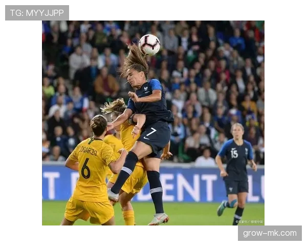 热那亚本赛季表现稳健,竞争力增强值得关注 热那亚本赛季表现稳健,竞争力增强值得关注